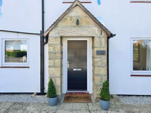 Photo 13- click for photo gallery